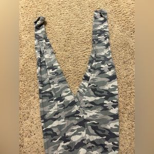 Camo leggings